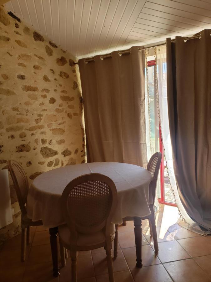 Studio Leonie, Le Cottage De L'Etang Le Tablier 외부 사진